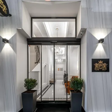 Hotel Praxitelous Luxury 4*