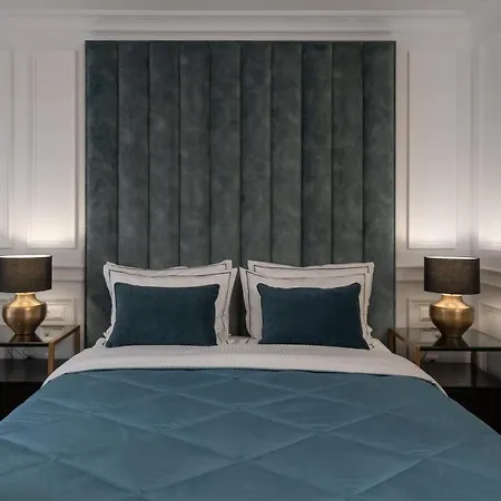 Praxitelous Luxury 4*