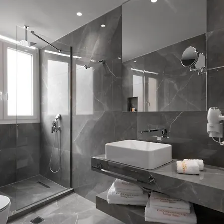 Praxitelous Luxury