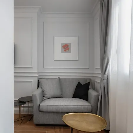 Hotel Praxitelous Luxury